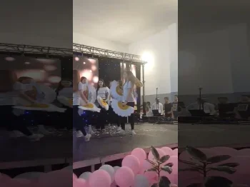 Uspeshna zavrshna pretstava 1